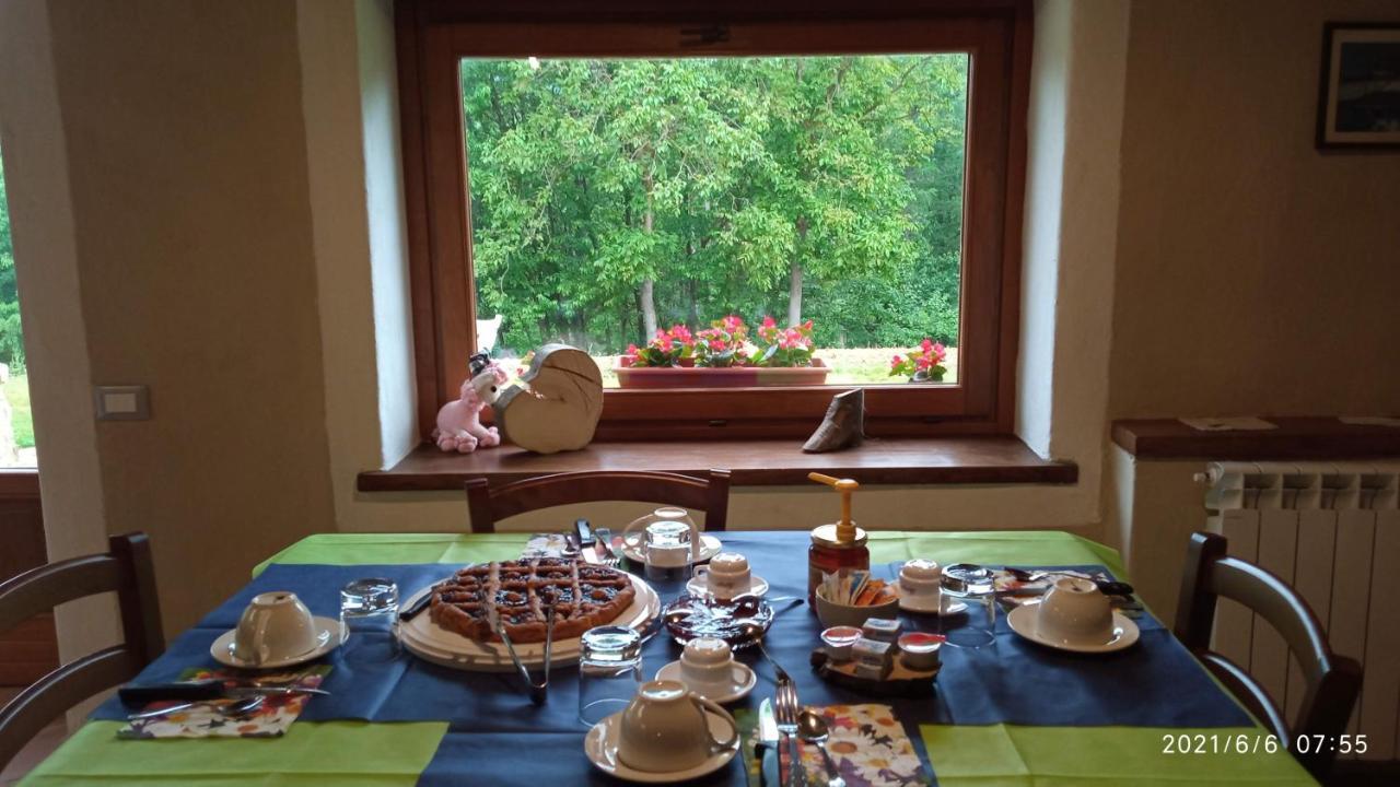 Cascina Boschetto Bed and Breakfast Saliceto Εξωτερικό φωτογραφία